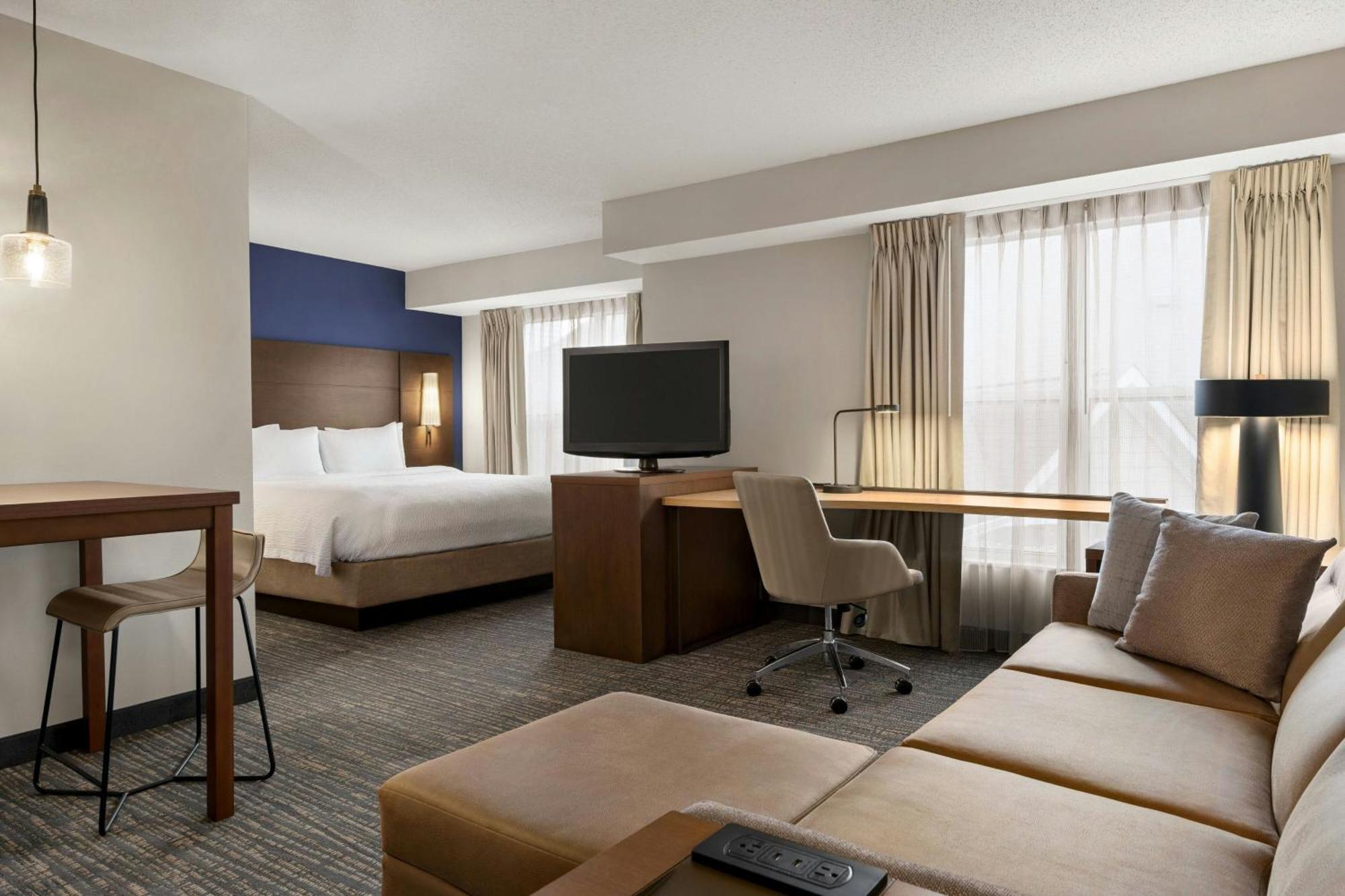By Marriott Philadelphia West Chester/exton