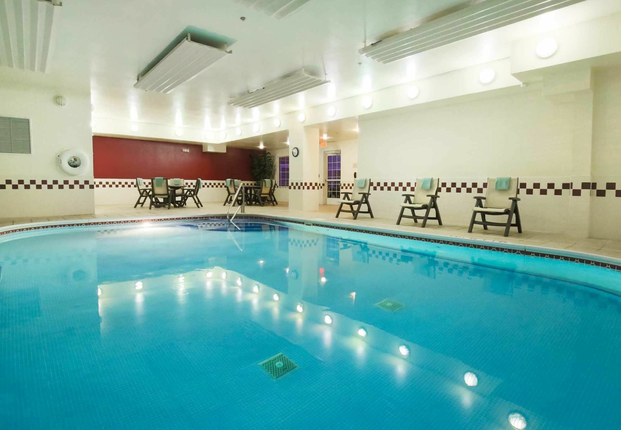 By Marriott Philadelphia West Chester/exton Hotel Exton